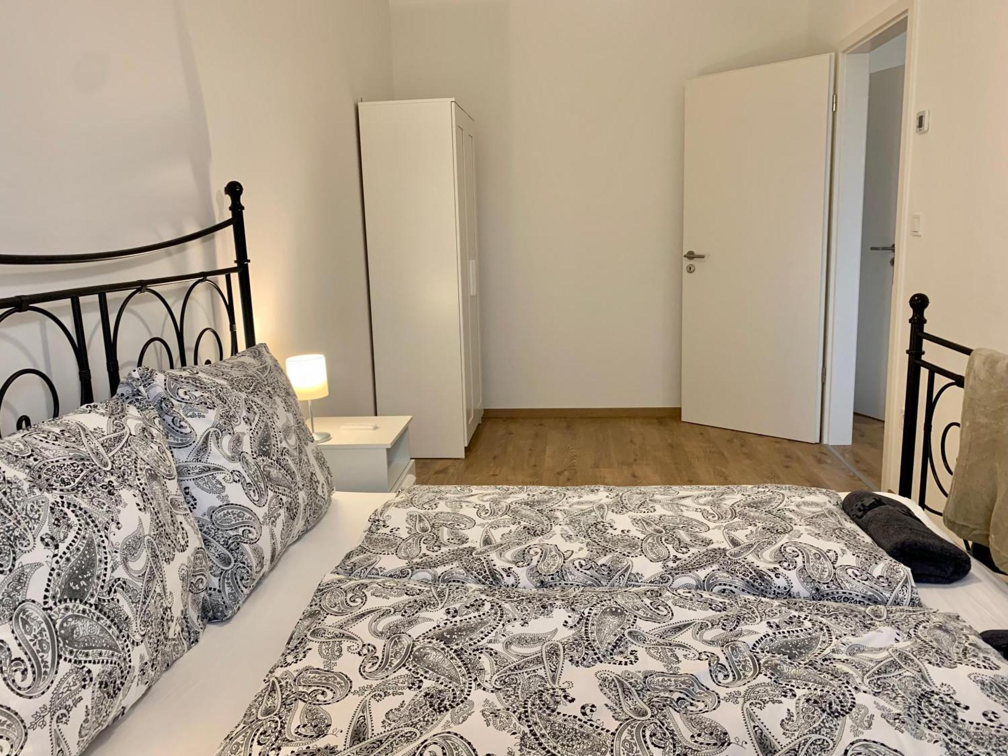 Westside Residence Apartment - Modern & Peaceful - Free Garage! Budapest Extérieur photo